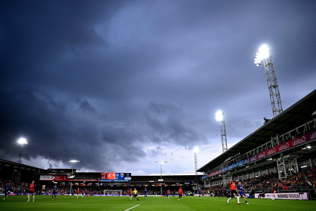 英议联球队格兰森林流浪足总杯：进球即植1000棵树