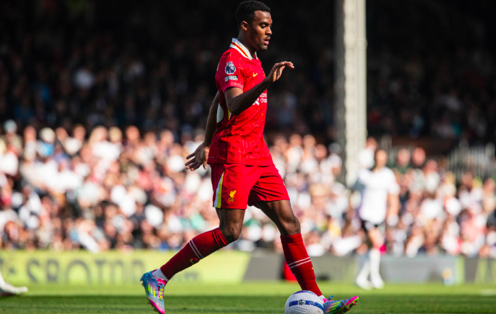 利物浦连败揭秘：3大短板待解，32岁铁腰或成救世主