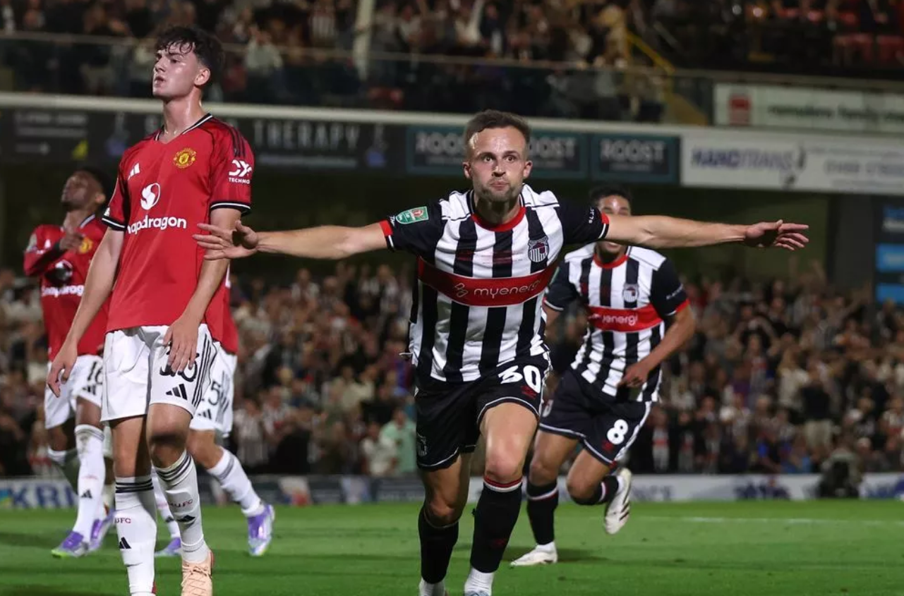 格林斯比主帅：布伦特福德比曼联更难对付，避免点球大战是关键