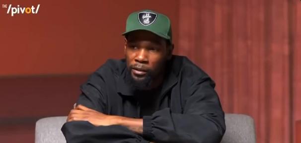 杜兰特回应加盟勇士质疑：历史地位不会受损，成就终获尊重