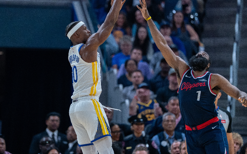 勇士98-79大胜快船：球员表现分级，4人优秀3人及格3人低迷