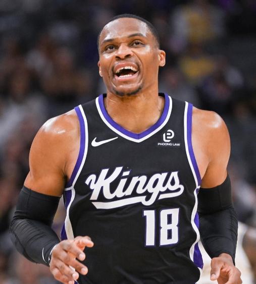 雷霆残阵背靠背力克国王，威少4记三分难救主，亚历山大31+9+4定乾坤