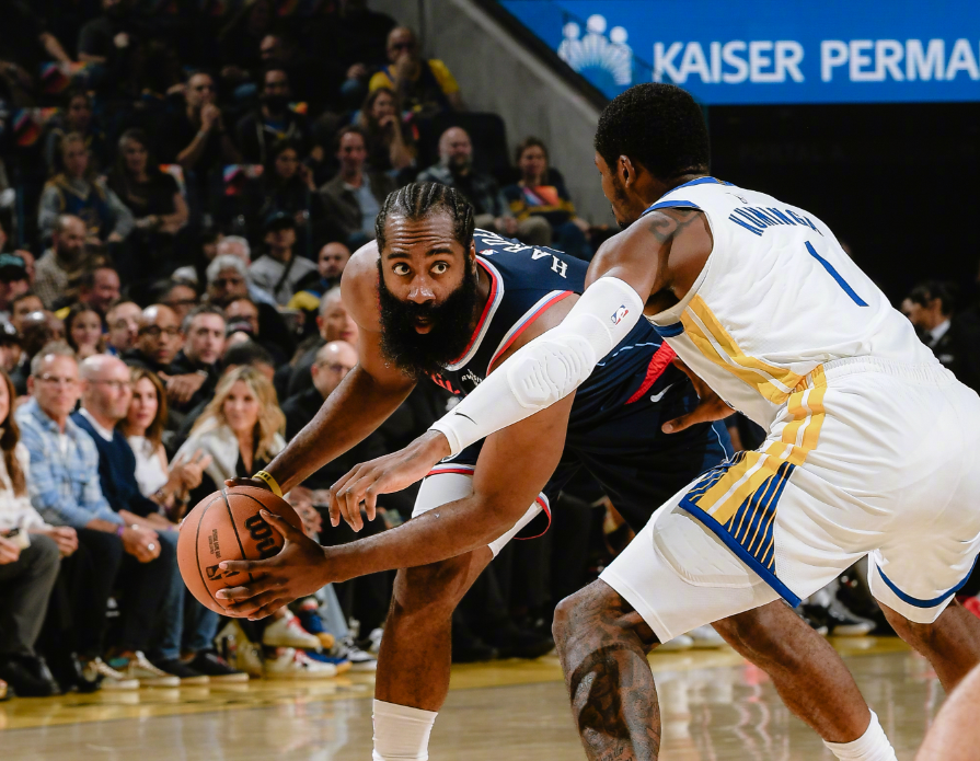 快船19分惨败勇士！哈登孤军奋战，库里领军多点开花