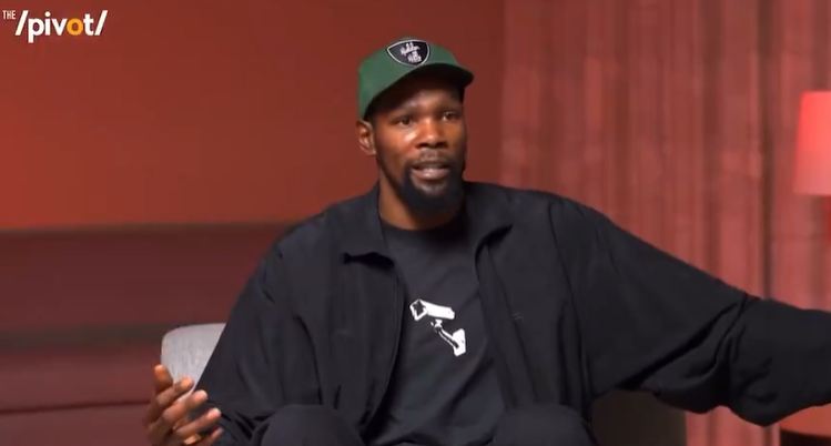 杜兰特谈申京：我的到来为他创造更多进攻空间