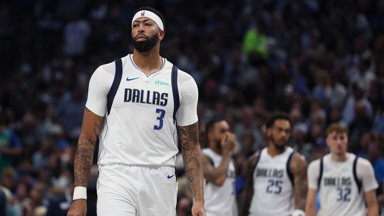 独行侠新赛季遇挑战：戴维斯体型走样状态低迷引担忧