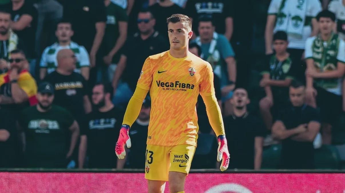 佩尼亚谈埃尔切与巴萨风格对比，渴望下赛季重返诺坎普