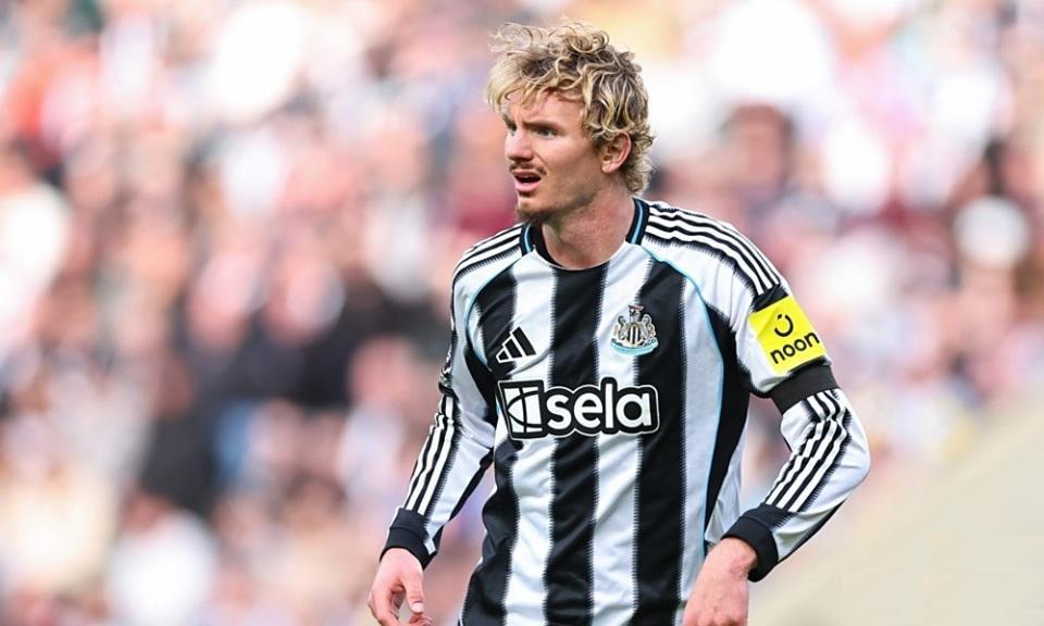 纽卡新援沃尔特马德：敬业精神获赞，未来成就或超伊萨克