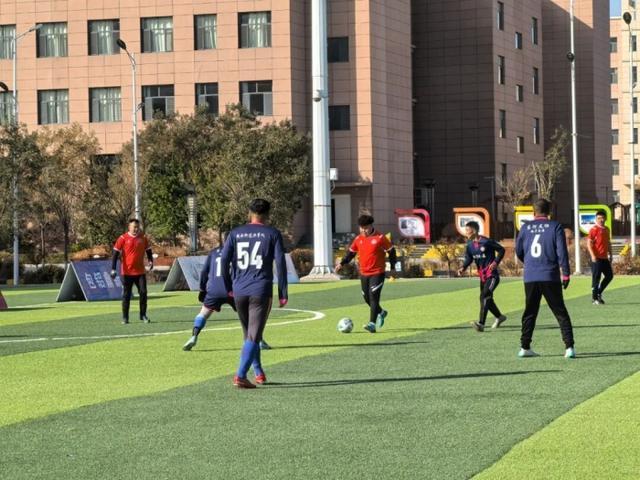 2025内蒙古包头职工足球系列赛“军工杯”圆满落幕