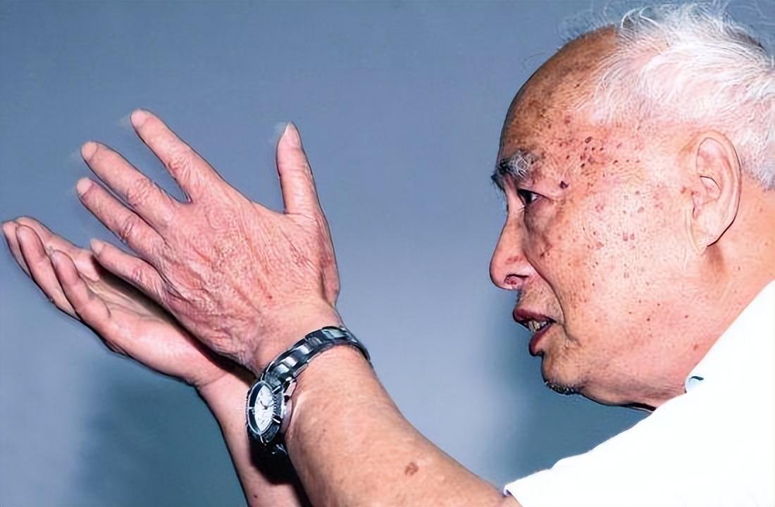 广东足球青训奠基人：冼迪雄的传奇人生