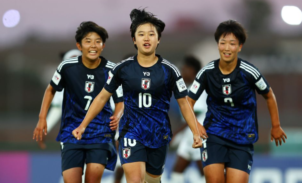 日本女足4-0横扫哥伦比亚