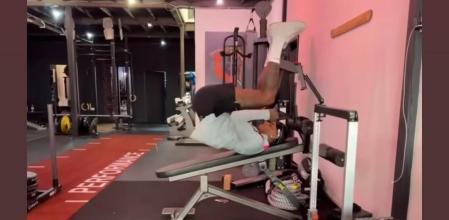 世体：拉什福德与库巴西获准缺席巴萨今日训练，莱万复出在即