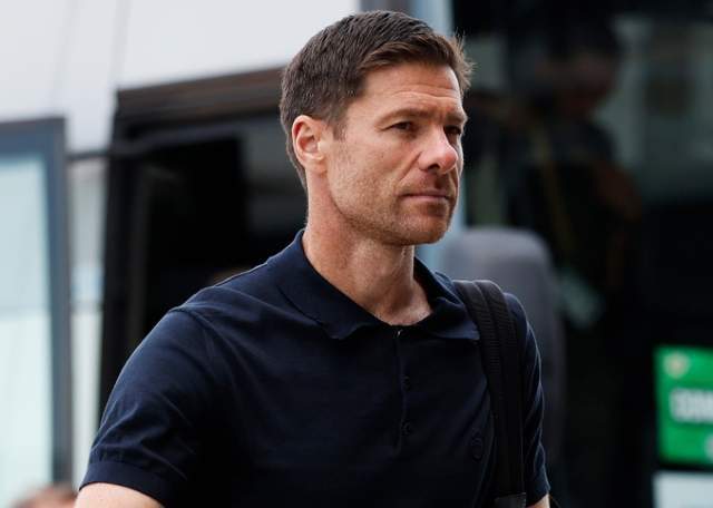 阿隆索铁腕治军皇马：巨星特权不再，自比瓜帅引争议