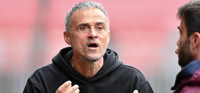 法甲前10轮巴黎仅积21分，近10赛季同期第二差表现