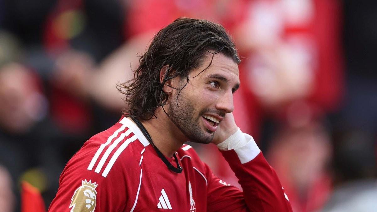 罗马诺爆料：利物浦拟与索博斯洛伊展开续约谈判