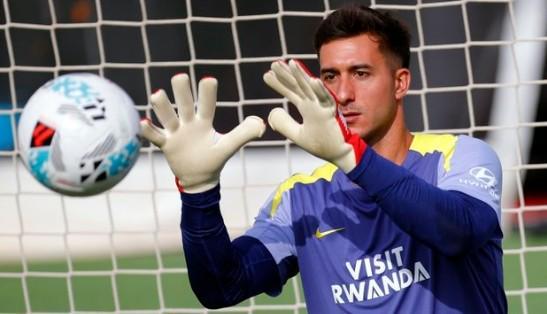 马竞官方确认：门将穆索发烧缺席训练，病情持续观察中