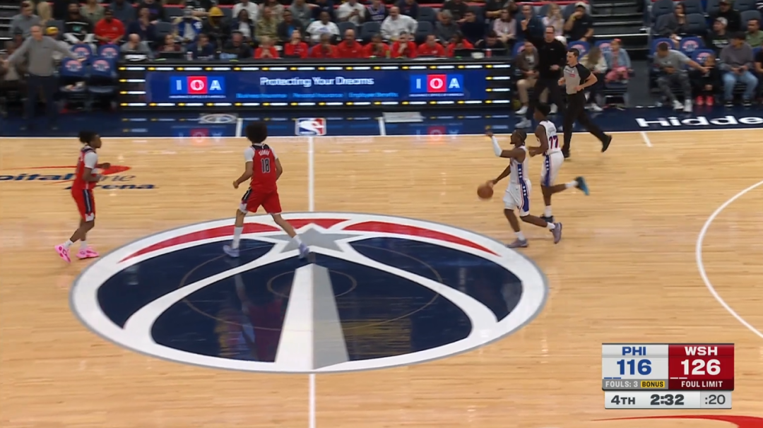 场均37.5分8.3助攻！马克西成MVP黑马，76人或掀联盟新风暴