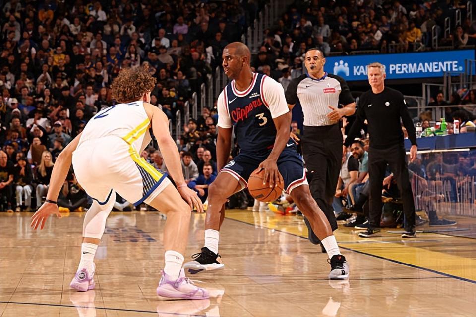 保罗快船替补控卫表现低迷，攻防两端均未达预期