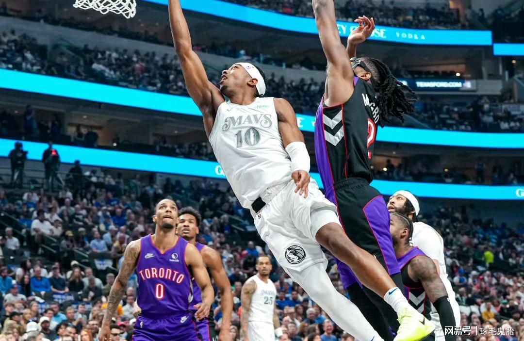 2025状元弗拉格表现低迷：命中率、三分、正负值全队倒数