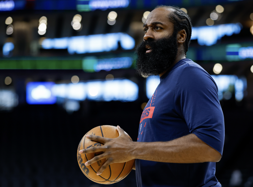 哈登快船惨败勇士，鲍威尔热火崛起成真大腿