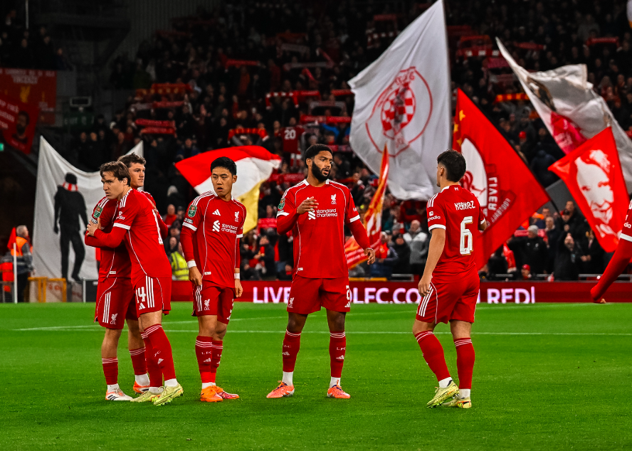 冷门！11.5亿欧豪门利物浦主场0-3惨败，7战6负跌入低谷