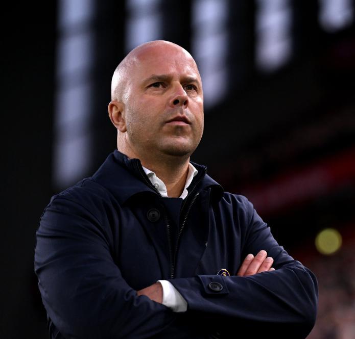 萨尔双响！水晶宫3-0利物浦，单赛季三杀红军创历史