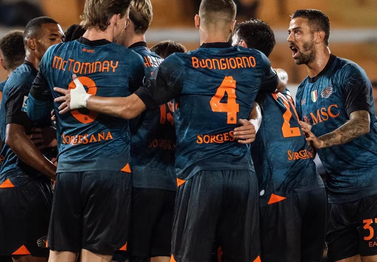 那不勒斯持续领跑