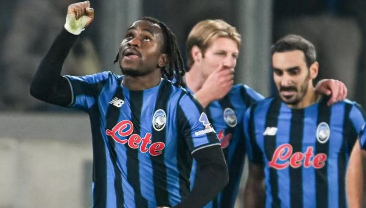 那不勒斯保持不败金身