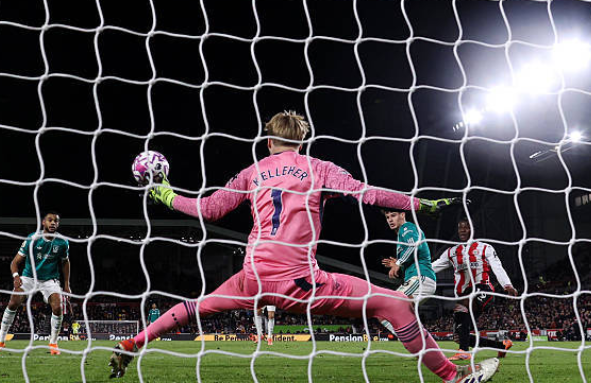 联赛杯利物浦迎战水晶宫：四连败后如何重启胜局