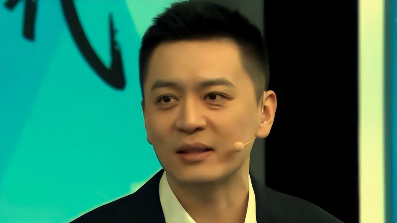 杨鸣确认海外三人缺席U22决赛，张陈治锋承诺效仿韩德君