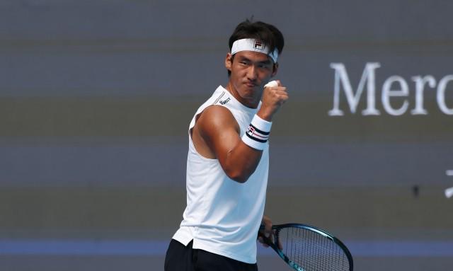 布云朝克特晋级ATP首尔站八强