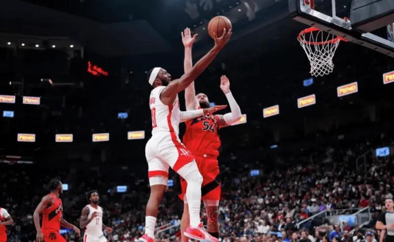 火箭139-121力克猛龙：四大亮点助力球队，奥科吉、亚当斯表现抢眼