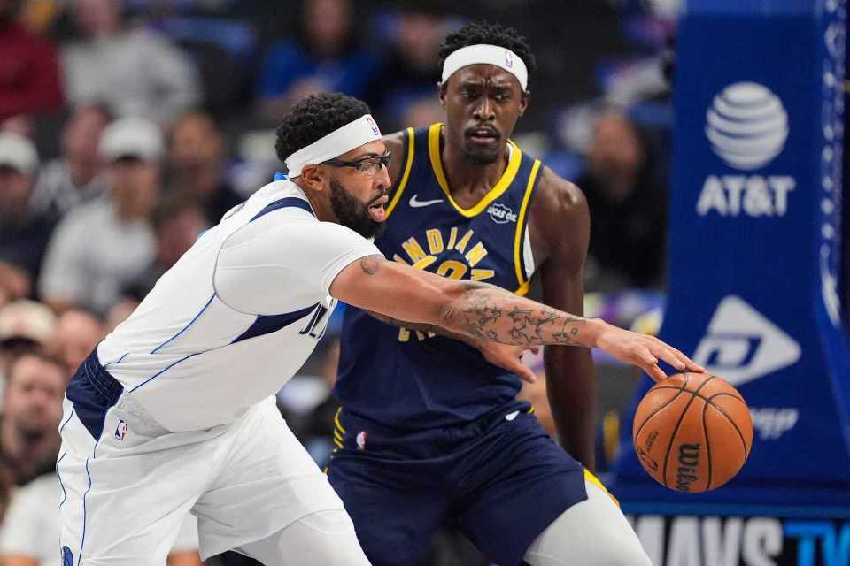 浓眉伤退独行侠险胜步行者，弗拉格15+10西卡27+13难救主