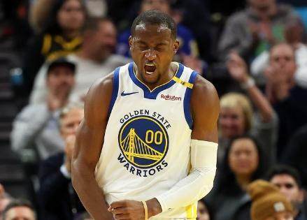 勇士锋线三杰强势崛起 库明加锁定首发引领新攻势