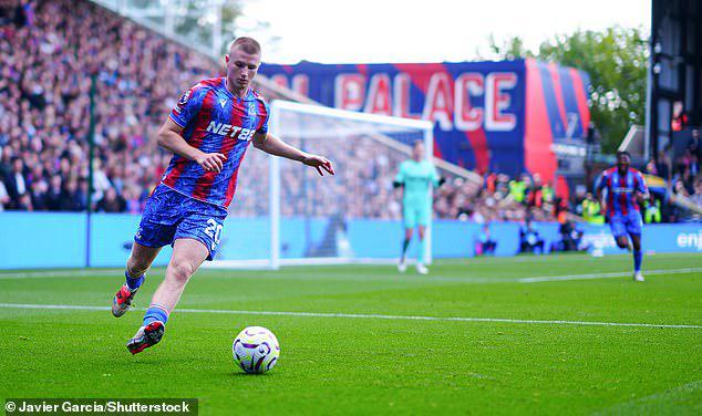 亚当-沃顿揭秘：精准传球靠预判，让对手防不胜防