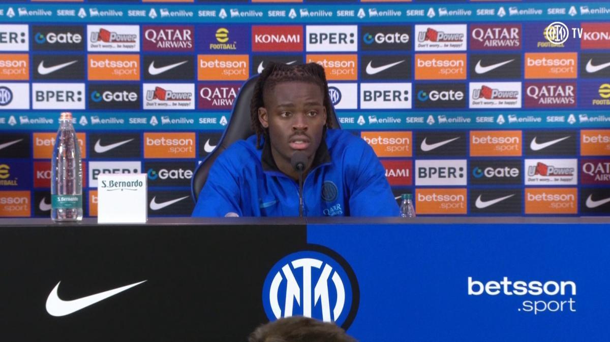 比塞克赛后专访：与阿坎吉并肩作战是荣幸，专注力提升仍需努力