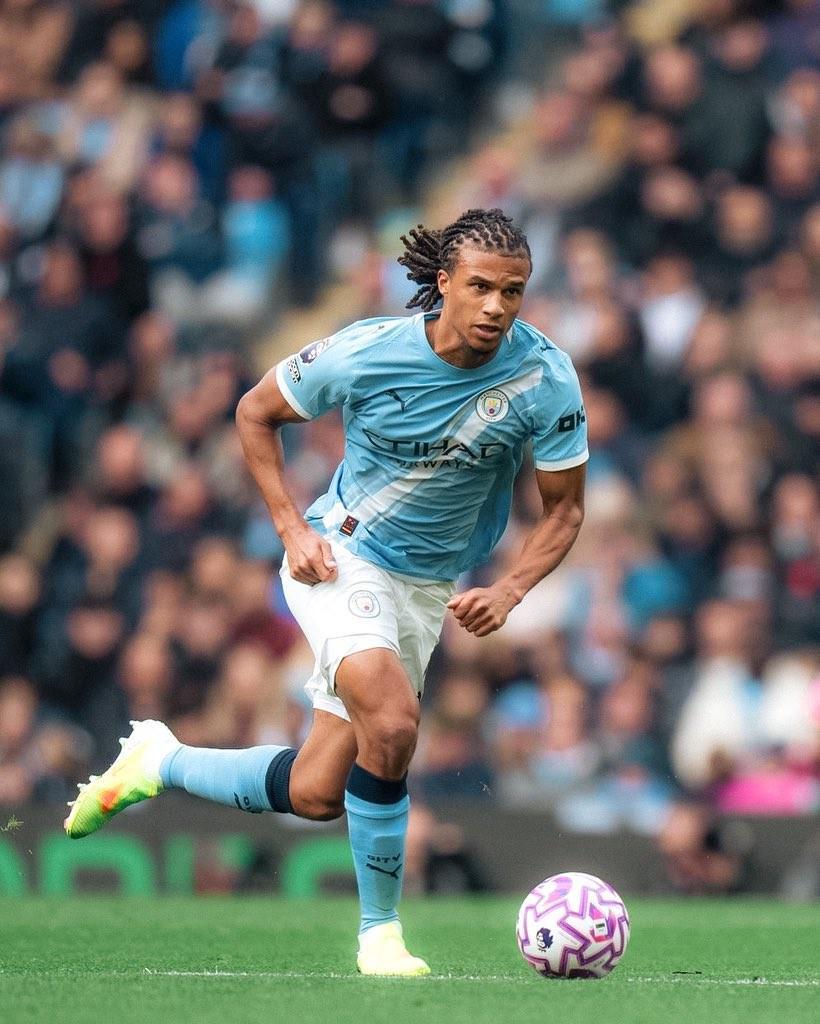 英媒：水晶宫明年夏窗拟引曼城后卫阿克，曼城或放行