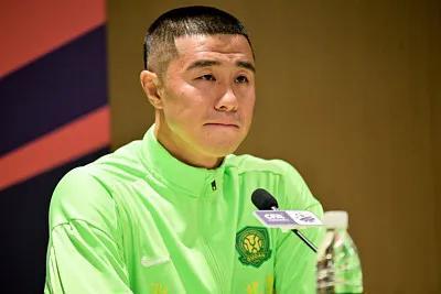 侯森：球队一定会拼尽全力，希望球迷们还能来主场看球