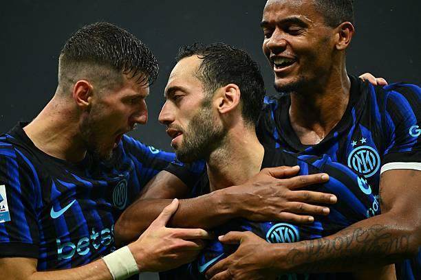 国际米兰完胜佛罗伦萨 齐沃战术调整显成效