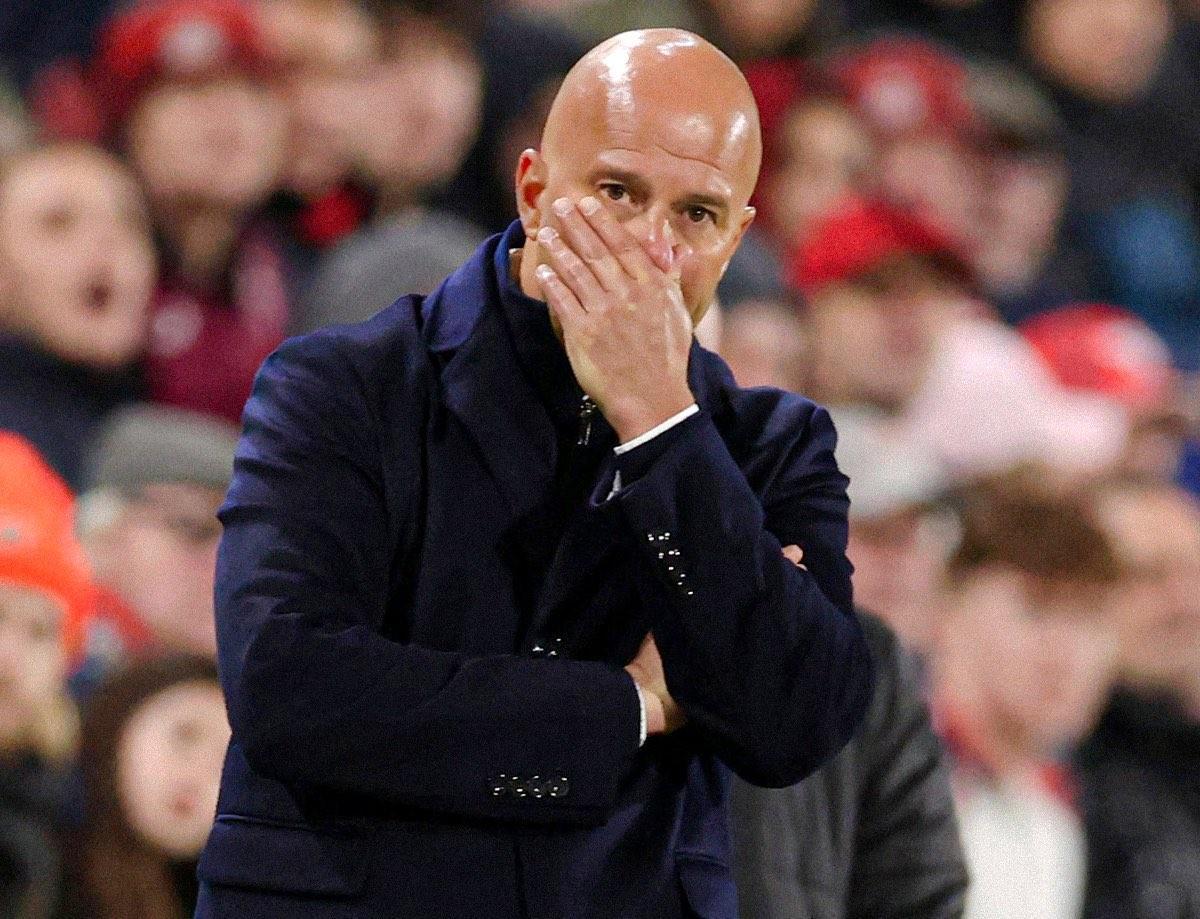 黄健翔点评：利物浦困境下放弃英联杯或为明智之举