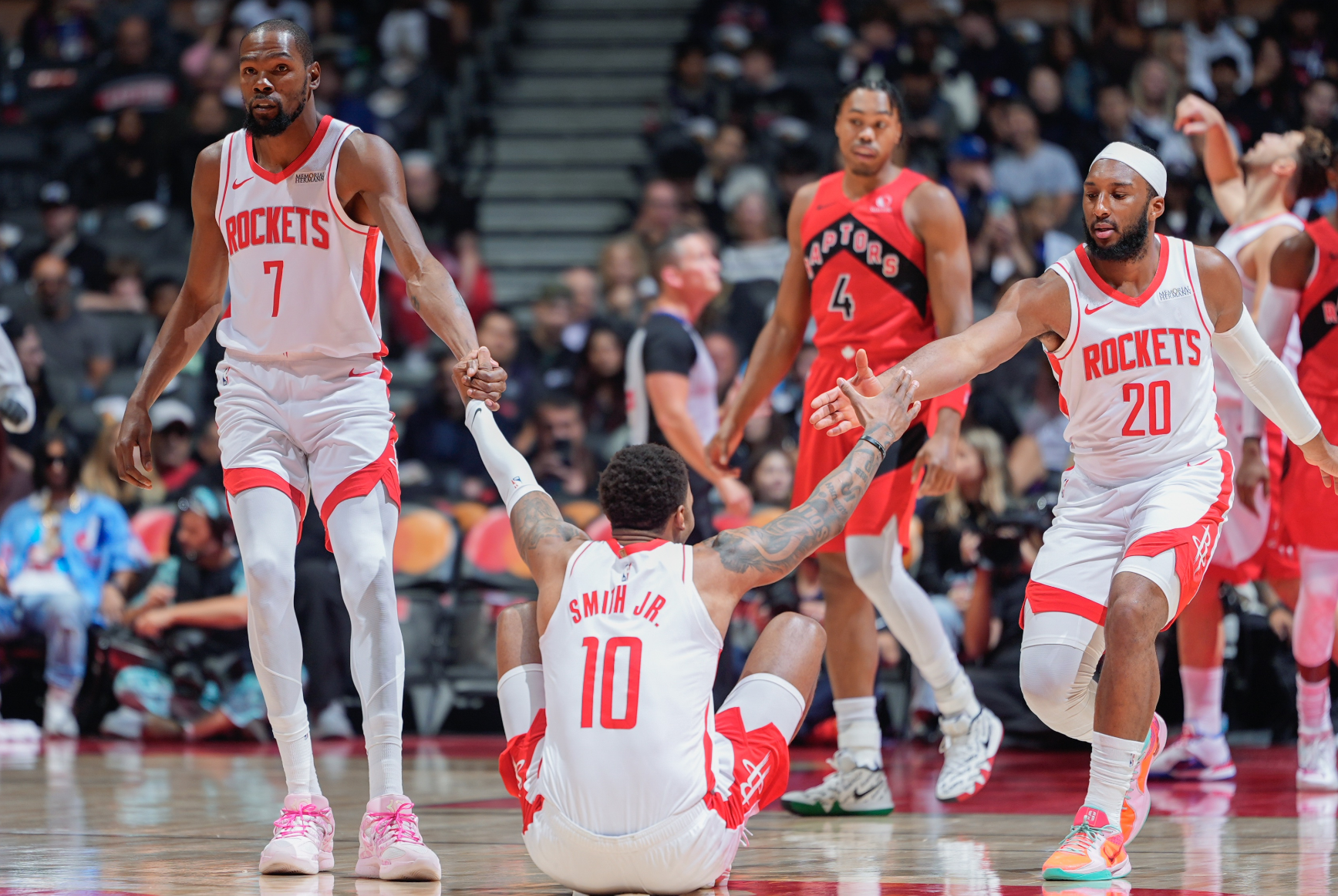 火箭再添强援！小贾巴里25+5+5+2断1帽零失误 五年1.22亿续约超值