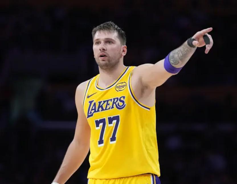 皮尔斯直言湖人队季后赛前景堪忧：年年炒作终惨败