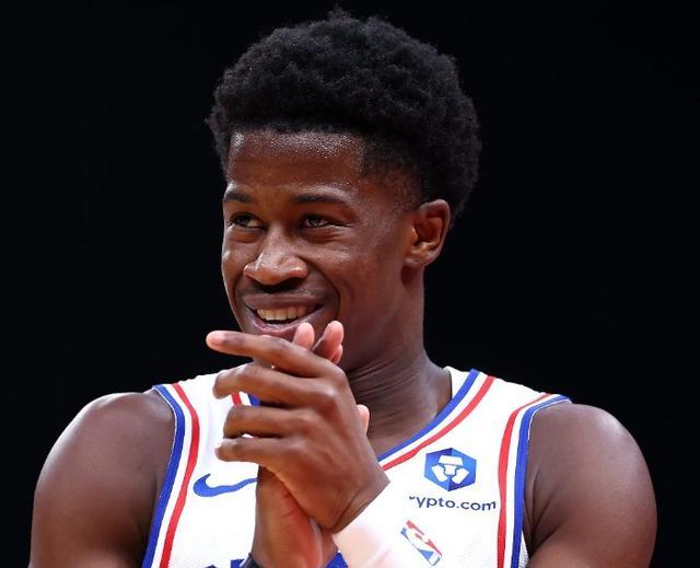 NBA新秀榜更新：VJ-埃奇库姆登顶，状元弗拉格位列第四