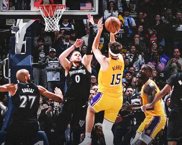 双杀森林狼！里夫斯绝杀引领湖人质变，新赛季或迎新格局