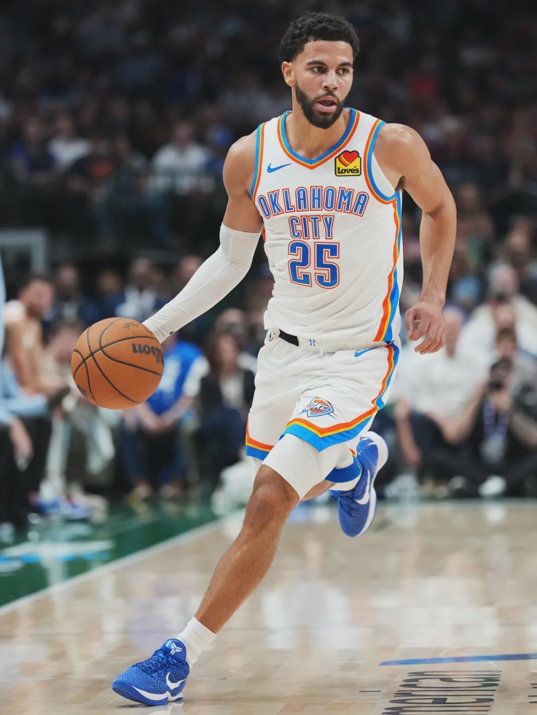 300万年薪场均18分！雷霆次轮秀爆发，王朝雏形初现