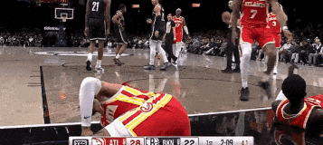 特雷杨伤退引连锁反应！杜兰特爆发，火箭控卫引援成焦点