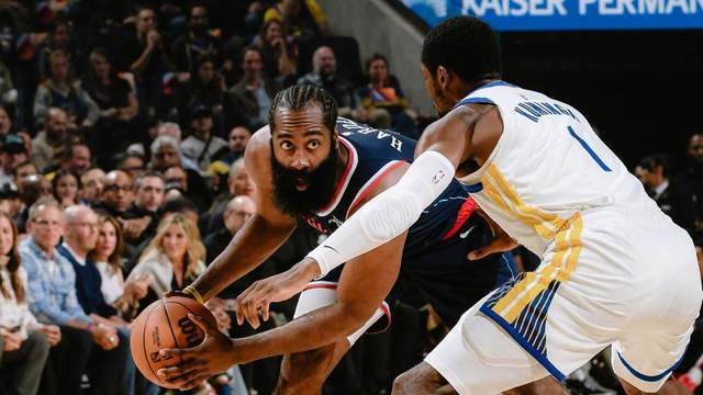 快船主场迎战鹈鹕：比尔复出存疑，小卡成胜负手，祖巴茨获重用