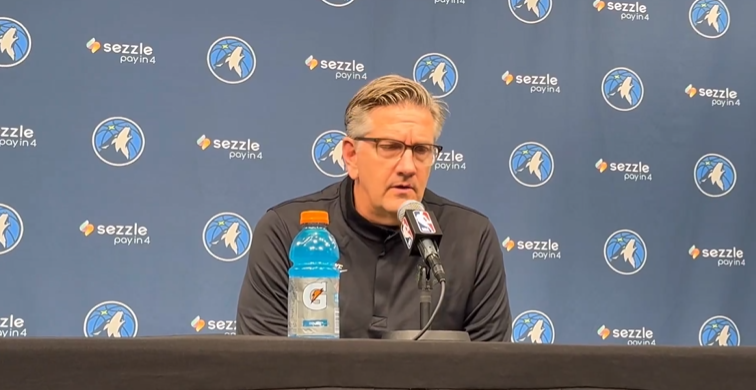 芬奇赛后揽责：里夫斯绝杀因我未让戈贝尔换防