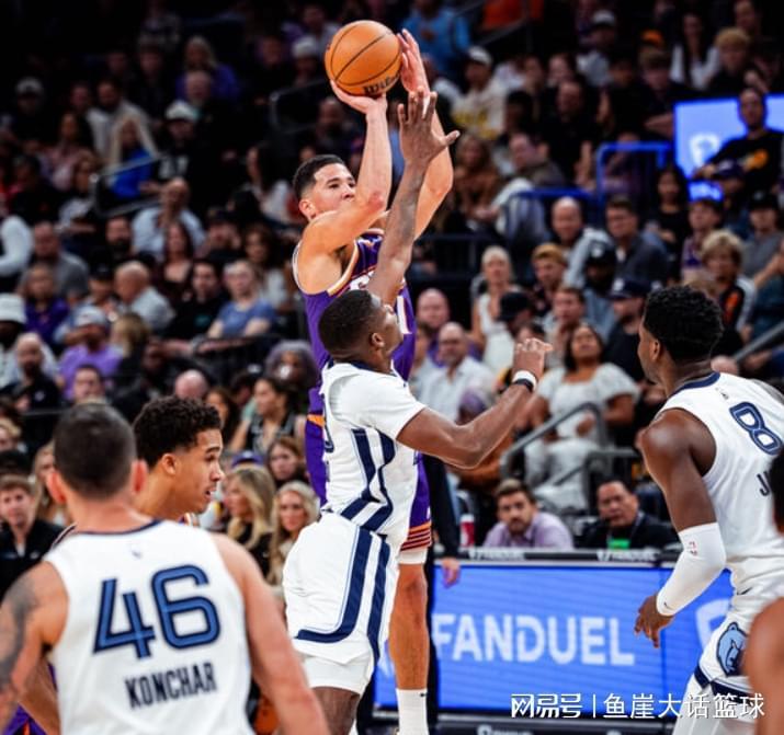 太阳4连败！莫兰特28+8+7准绝杀，阿伦冲突，布克32分难救主