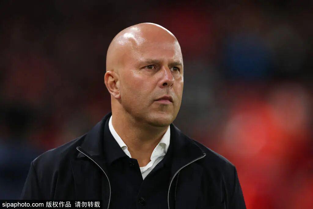 深度剖析：斯洛特性格成利物浦困境主因，摇滚精神缺失致败？