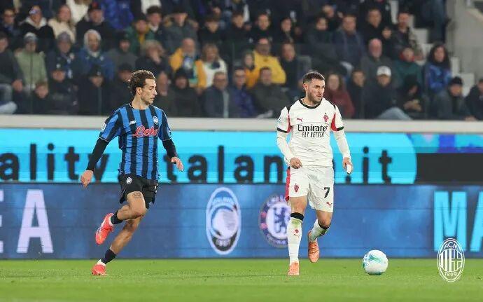 米兰主力前锋希门尼斯9场意甲0进球，表现低迷引关注